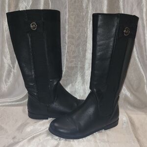 Black Women's Knee-High Boots
